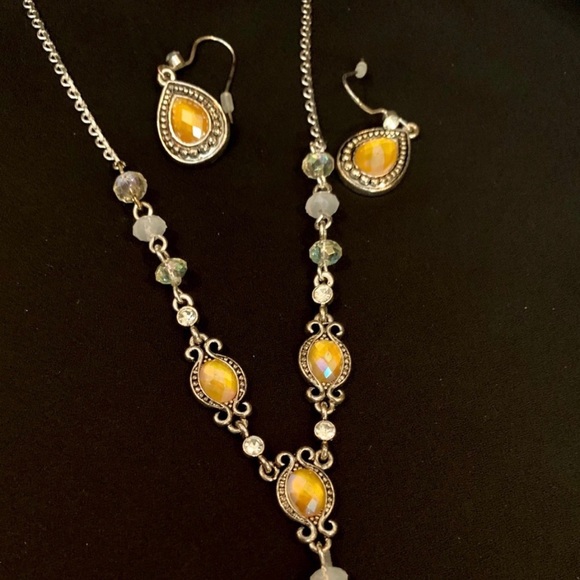 Silver necklace with matching earrings Earth tone - Picture 3 of 5